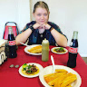 Meet your Posher, Alisa